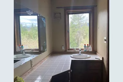 4196 E Evans Creek Road, Rogue River, OR 97537 - Photo 19