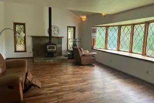 4196 E Evans Creek Rd, Rogue River, OR 97537 - Photo 11