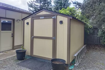 2191 Mayfield Drive, Grants Pass, OR 97527 - Photo 17