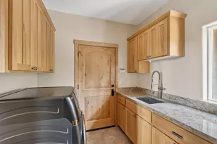 1953 Kingfisher Cir, Redmond, OR 97756 - Photo 63
