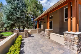 1953 Kingfisher Cir, Redmond, OR 97756 - Photo 9