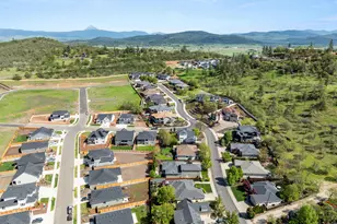 1315 Poppy Ridge Dr, Eagle Point, OR 97524 - Photo 67