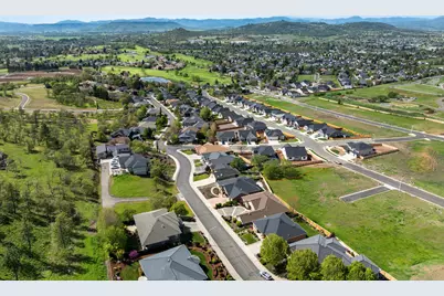 1315 Poppy Ridge Drive, Eagle Point, OR 97524 - Photo 63