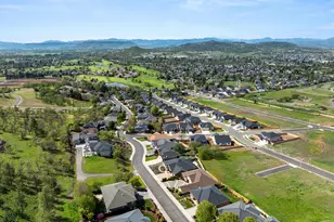 1315 Poppy Ridge Dr, Eagle Point, OR 97524 - Photo 63