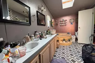 1000 S McKern Ct, Newberg, OR 97132 - Photo 13