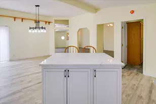 533 NE Shoshone Dr, Redmond, OR 97756 - Photo 19