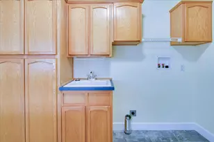 533 NE Shoshone Dr, Redmond, OR 97756 - Photo 39