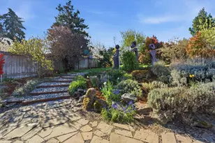 2019 Montello Ave, Hood River, OR 97031 - Photo 23