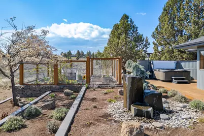 61280 Mountain Breezes Court, Bend, OR 97702 - Photo 39