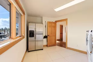 61280 Mountain Breezes Ct, Bend, OR 97702 - Photo 27