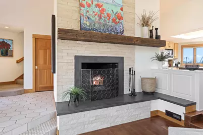 61280 Mountain Breezes Court, Bend, OR 97702 - Photo 11