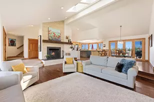 61280 Mountain Breezes Ct, Bend, OR 97702 - Photo 7