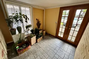 948 S Ivy St, Medford, OR 97501 - Photo 3