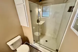 948 S Ivy St, Medford, OR 97501 - Photo 15