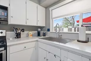 758 NE Quimby Ave, Bend, OR 97701 - Photo 13