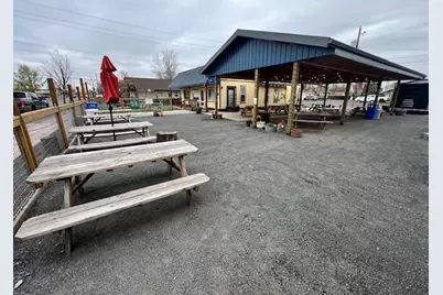 122 SW 5th Street, Redmond, OR 97756 - Photo 3