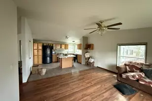 399 SE Idlewood St, Prineville, OR 97754 - Photo 3