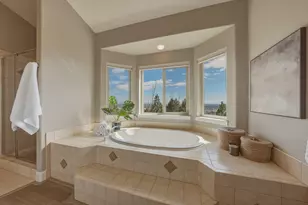 2393 N W Wyeth Pl, Bend, OR 97703 - Photo 25