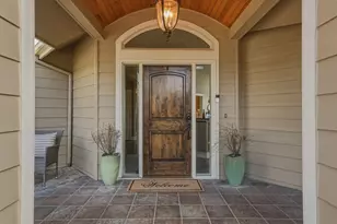 2393 N W Wyeth Pl, Bend, OR 97703 - Photo 3