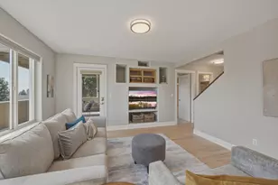 2393 N W Wyeth Pl, Bend, OR 97703 - Photo 43