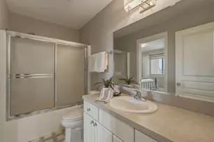 2393 N W Wyeth Pl, Bend, OR 97703 - Photo 47