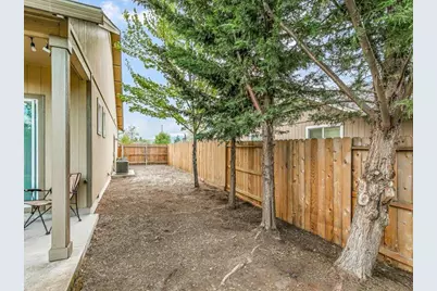 707 Sweethome Place, Medford, OR 97504 - Photo 27