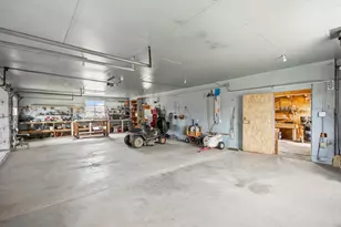 2010 NE Laughlin Rd, Prineville, OR 97754 - Photo 27