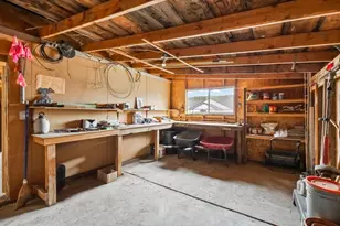 2010 NE Laughlin Rd, Prineville, OR 97754 - Photo 31