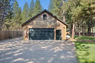 59979 Navajo Rd, Bend, OR 97702 - Photo 43