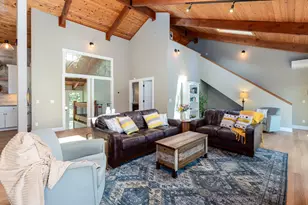57781 Blue Goose Ln, Sunriver, OR 97707 - Photo 5