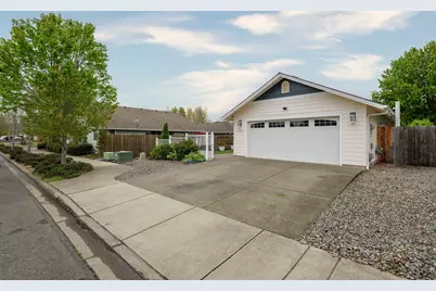 1348 George Tweed Boulevard, Grants Pass, OR 97527 - Photo 37