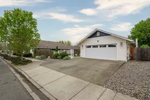 1348 George Tweed Blvd, Grants Pass, OR 97527 - Photo 37