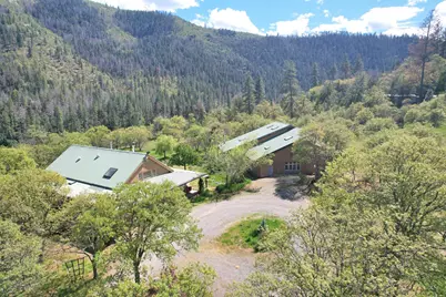 8150 Upper Applegate Road, Jacksonville, OR 97530 - Photo 5