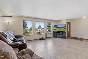 10364 SW Carol Ct, Culver, OR 97734 - Photo 7