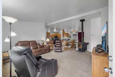 715 S Main Street, Prineville, OR 97754 - Photo 21