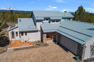 65230 Smokey Ridge Rd, Bend, OR 97703 - Photo 9