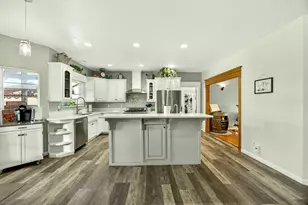 826 Oak Grove Rd, Medford, OR 97501 - Photo 19