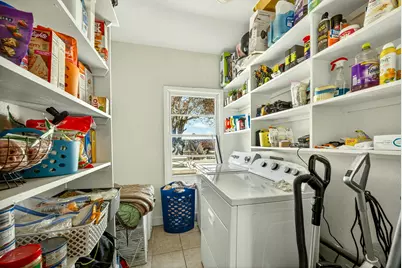 826 Oak Grove Road, Medford, OR 97501 - Photo 65