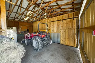 826 Oak Grove Rd, Medford, OR 97501 - Photo 45