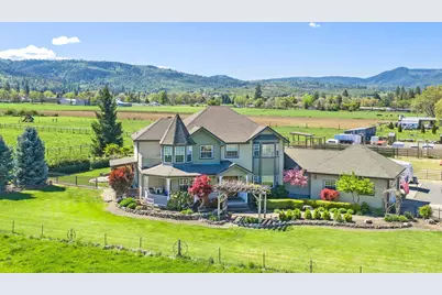 826 Oak Grove Road, Medford, OR 97501 - Photo 1