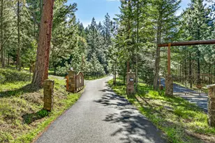 5225 Sterling Creek Rd, Jacksonville, OR 97530 - Photo 17