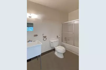 5225 Sterling Creek Road, Jacksonville, OR 97530 - Photo 23