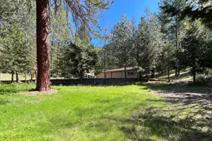 5225 Sterling Creek Rd, Jacksonville, OR 97530 - Photo 17