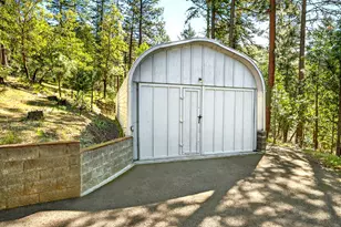 5225 Sterling Creek Rd, Jacksonville, OR 97530 - Photo 35