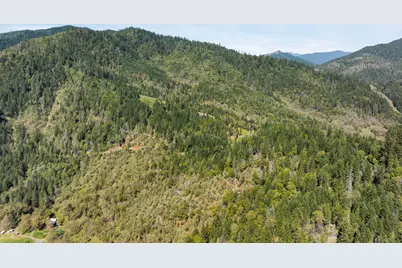 17939 E Evans Creek Road, Rogue River, OR 97537 - Photo 17
