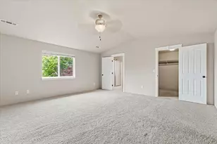 1706 Dragon Tail Pl, Medford, OR 97504 - Photo 11