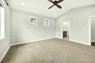 3954 Wyoming Ln, Medford, OR 97504 - Photo 19