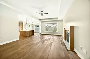 3954 Wyoming Ln, Medford, OR 97504 - Photo 7