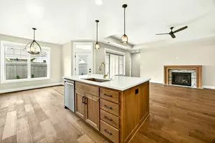 3954 Wyoming Ln, Medford, OR 97504 - Photo 9