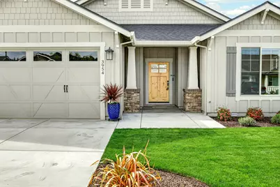 3954 Wyoming Lane, Medford, OR 97504 - Photo 3